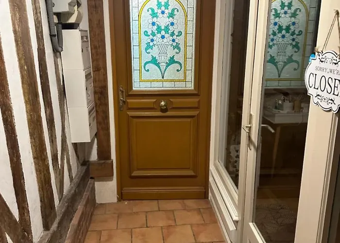 Le 8 Chaussee 公寓 翁弗勒尔